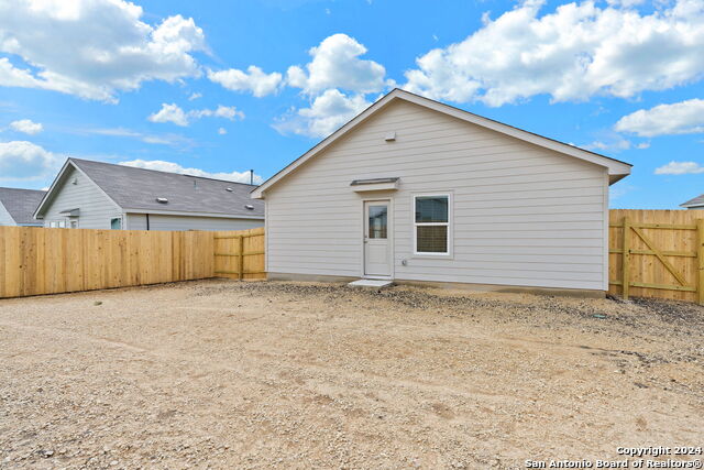 Image 24 of 26 For 719 Grey Dove