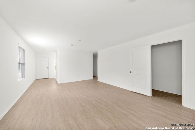 Image 8 of 26 For 719 Grey Dove