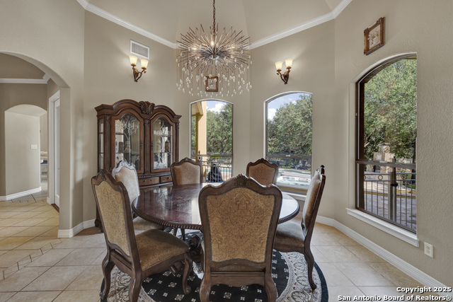 Image 18 of 50 For 9752 Trophy Oaks