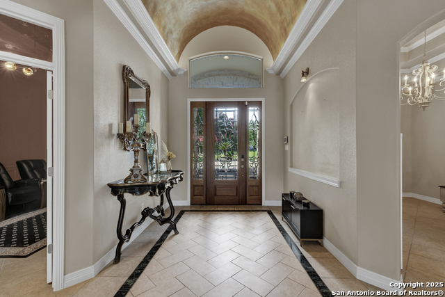 Image 3 of 50 For 9752 Trophy Oaks