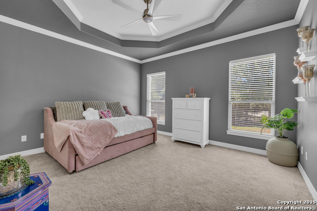 Image 34 of 50 For 9752 Trophy Oaks