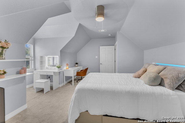 Image 37 of 50 For 9752 Trophy Oaks