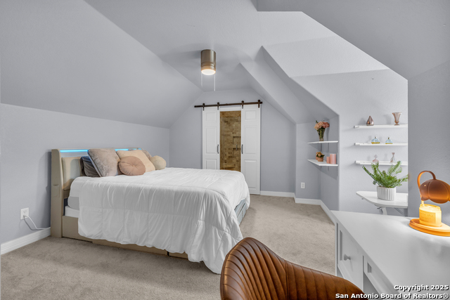 Image 38 of 50 For 9752 Trophy Oaks