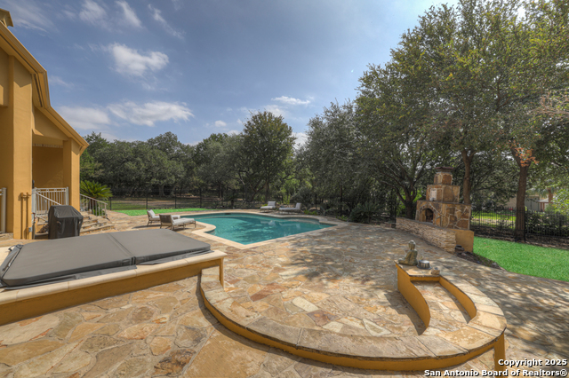 Image 44 of 50 For 9752 Trophy Oaks