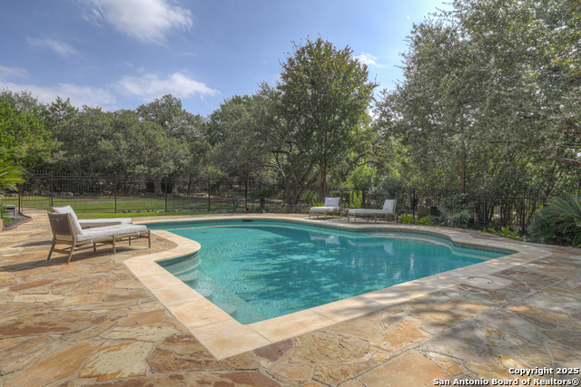 Image 45 of 50 For 9752 Trophy Oaks