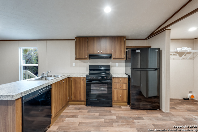 Image 8 of 24 For 4634 Waterwood Pass