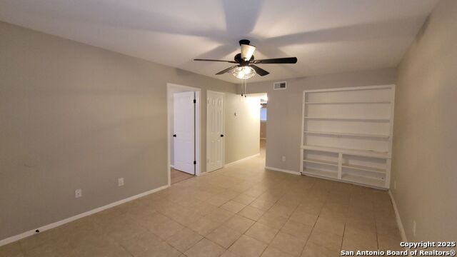 Details for 516 Gentleman  3, Balcones Heights, TX 78201