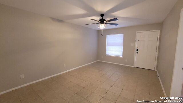 Image 3 of 14 For 516 Gentleman  3