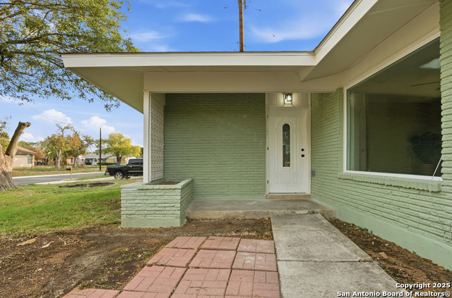 Image 2 of 16 For 173 National Blvd