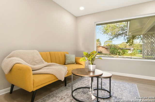 Image 6 of 16 For 173 National Blvd