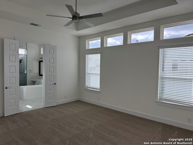 Listing photo id 15 for 542 Caliban  