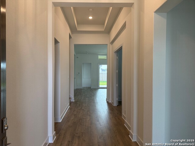 Listing photo id 3 for 542 Caliban  