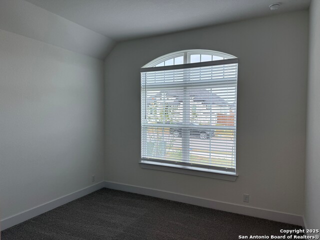 Listing photo id 4 for 542 Caliban  