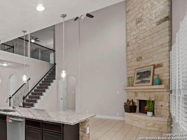 Image 3 of 30 For 27310 Camellia Trace