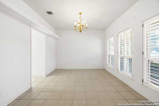 Listing photo id 19 for 129 Los Cedros Loop