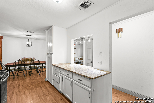 Image 5 of 18 For 311 Hope Dr