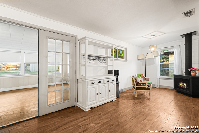 Image 7 of 18 For 311 Hope Dr