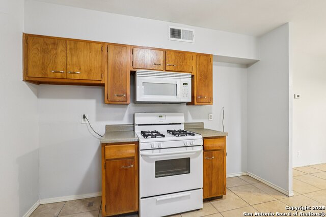 Image 14 of 29 For 5702 Gabor