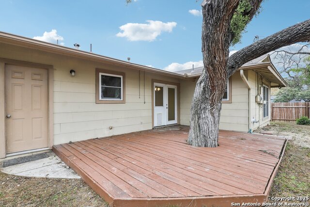 Image 25 of 29 For 5702 Gabor