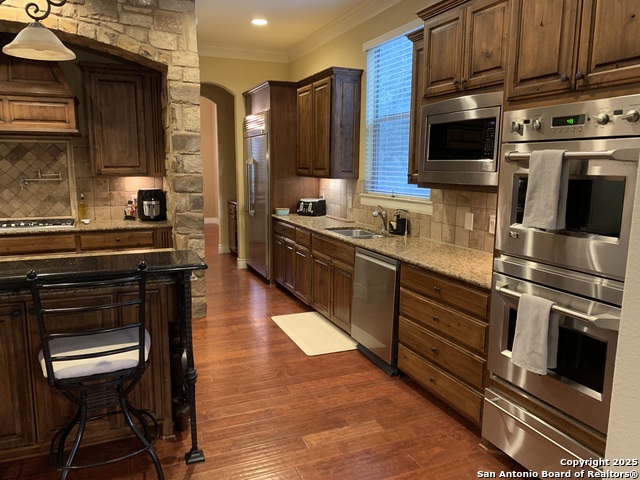 Image 11 of 47 For 42 Edgewater