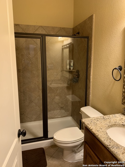 Image 25 of 47 For 42 Edgewater