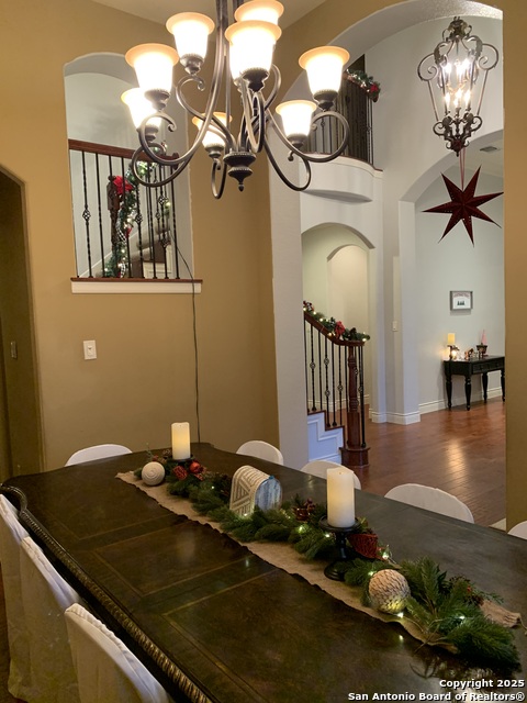 Image 3 of 47 For 42 Edgewater