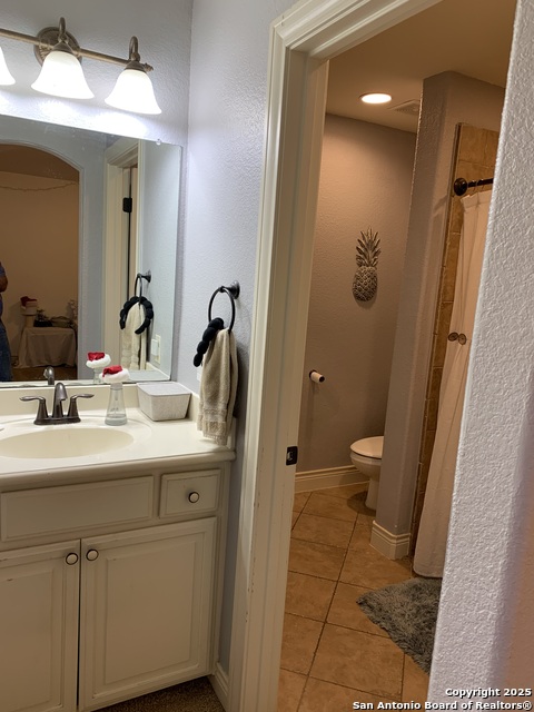 Image 30 of 47 For 42 Edgewater