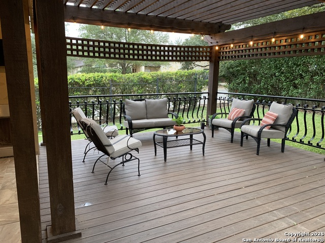 Image 40 of 47 For 42 Edgewater