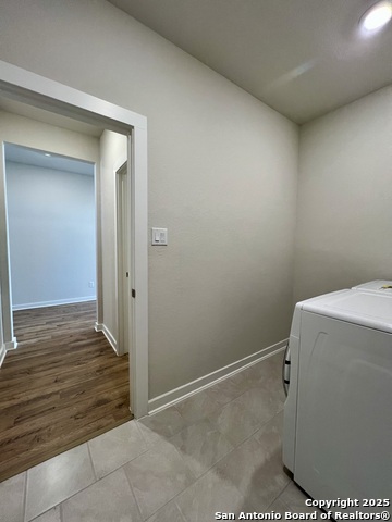 Image 20 of 105 For 14426 Daphne Bend