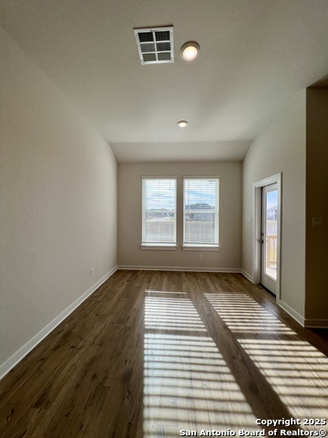 Image 29 of 105 For 14426 Daphne Bend