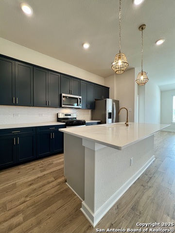 Image 31 of 105 For 14426 Daphne Bend