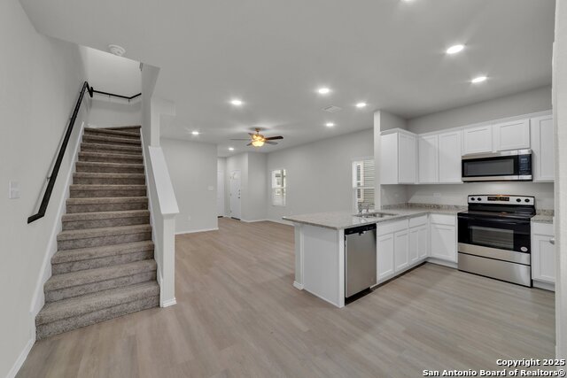 Image 11 of 22 For 7356 Misty Ridge Dr  11