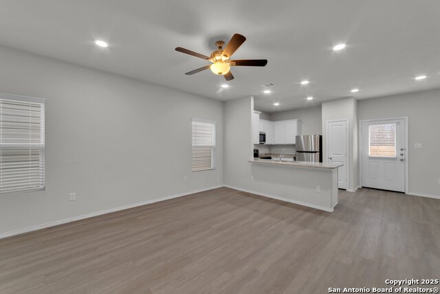 Image 7 of 22 For 7356 Misty Ridge Dr  11