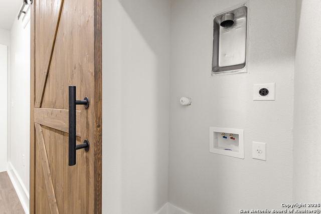 Image 32 of 40 For 1161 Fitch