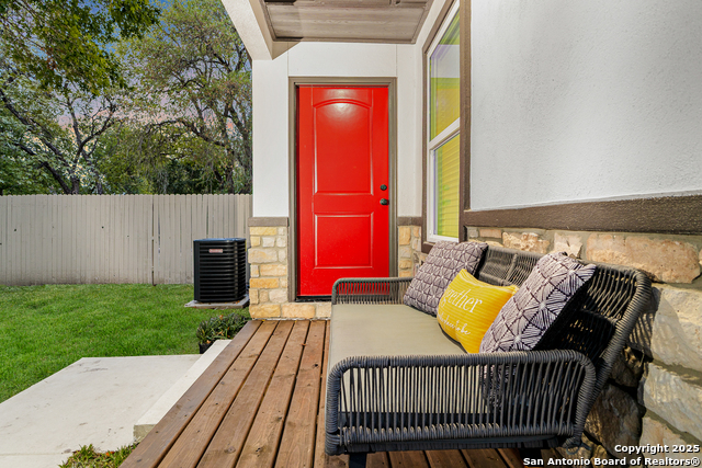 Image 36 of 40 For 1161 Fitch