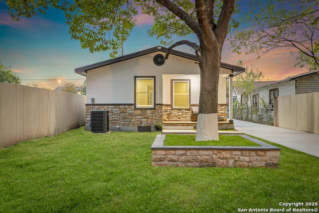 Image 37 of 40 For 1161 Fitch