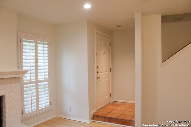 Image 10 of 26 For 8123 Scottshill