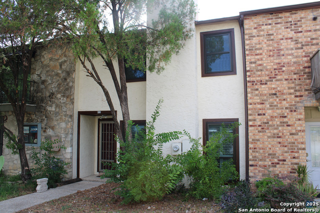 Image 2 of 26 For 8123 Scottshill