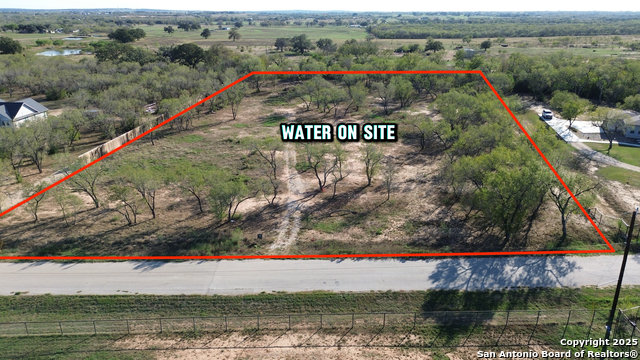 Image 5 of 10 For 14626 Silesia Dr.