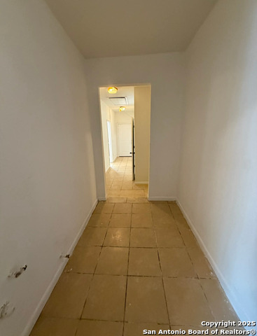 Image 9 of 14 For 422 Ellana Claire