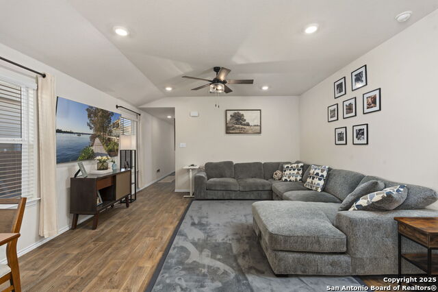 Image 4 of 26 For 3430 Angus