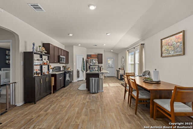 Image 5 of 26 For 3430 Angus