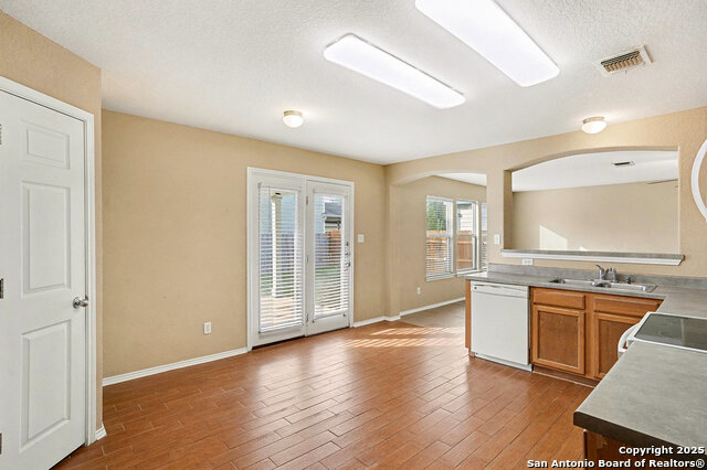 Image 6 of 26 For 9302 Longmire