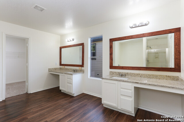 Image 12 of 23 For 7922 Horse  