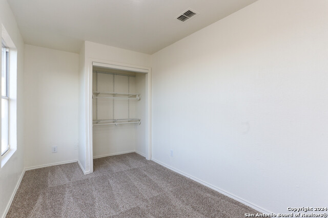 Image 18 of 23 For 7922 Horse  