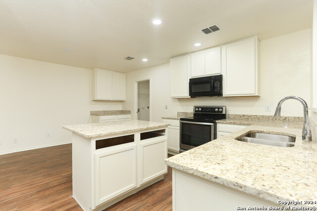 Image 6 of 23 For 7922 Horse  