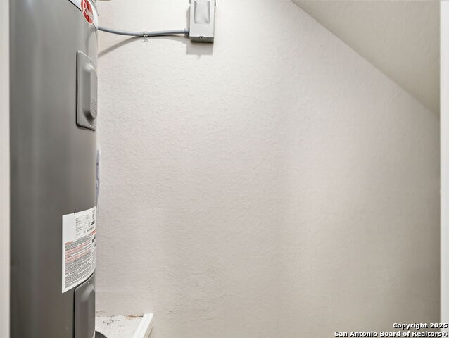 Image 13 of 27 For 6258 Eddie Way  1