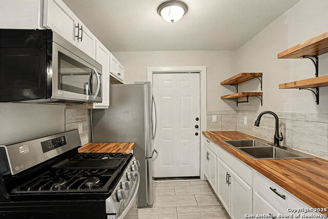 Image 10 of 27 For 446 Glendale Ave