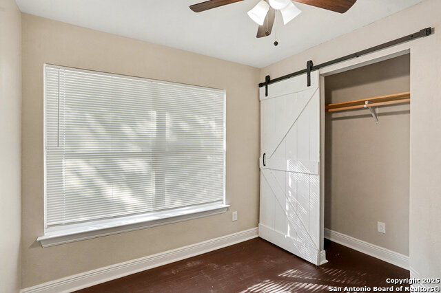 Image 15 of 27 For 446 Glendale Ave