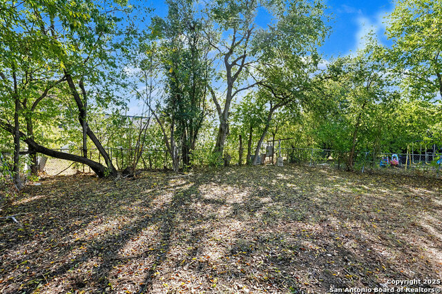 Image 25 of 27 For 446 Glendale Ave